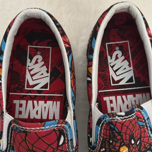 Rare Vans Marvel Spider-Man Graphic Slip On Sneakers - Picture 4 of 6